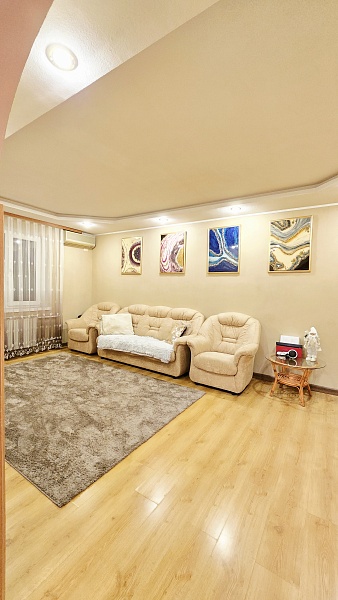 4-к квартира, 84 кв.м.