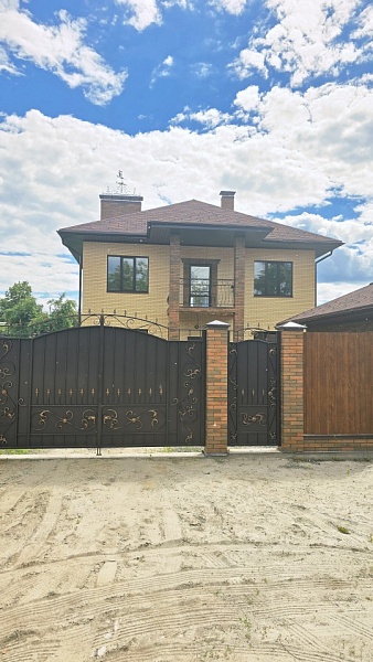 Дом, 173 кв.м., Россия, Курская область, городской округ Курск, Курск, 5-я Стрелецкая улица, д.18