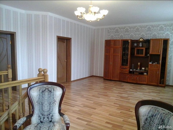 Дом, 230 кв.м. Дом, 230 кв.м.