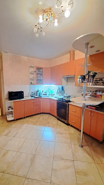 3-к квартира, 95 кв.м. 3-к квартира, 95 кв.м.