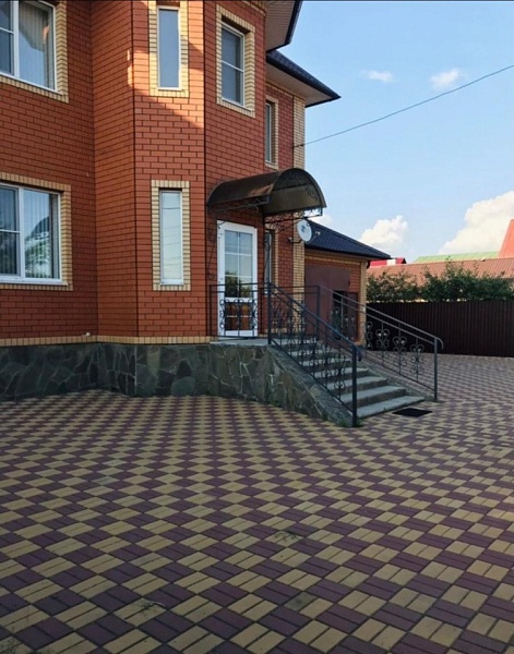 Дом, 230 кв.м., Россия, Курская область, городской округ Курск, Курск, Летный переулок, д.17